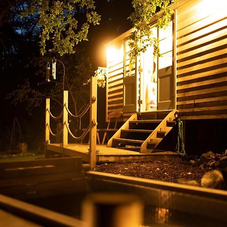 Somerset Shepherds Huts Winsham Экстерьер фото