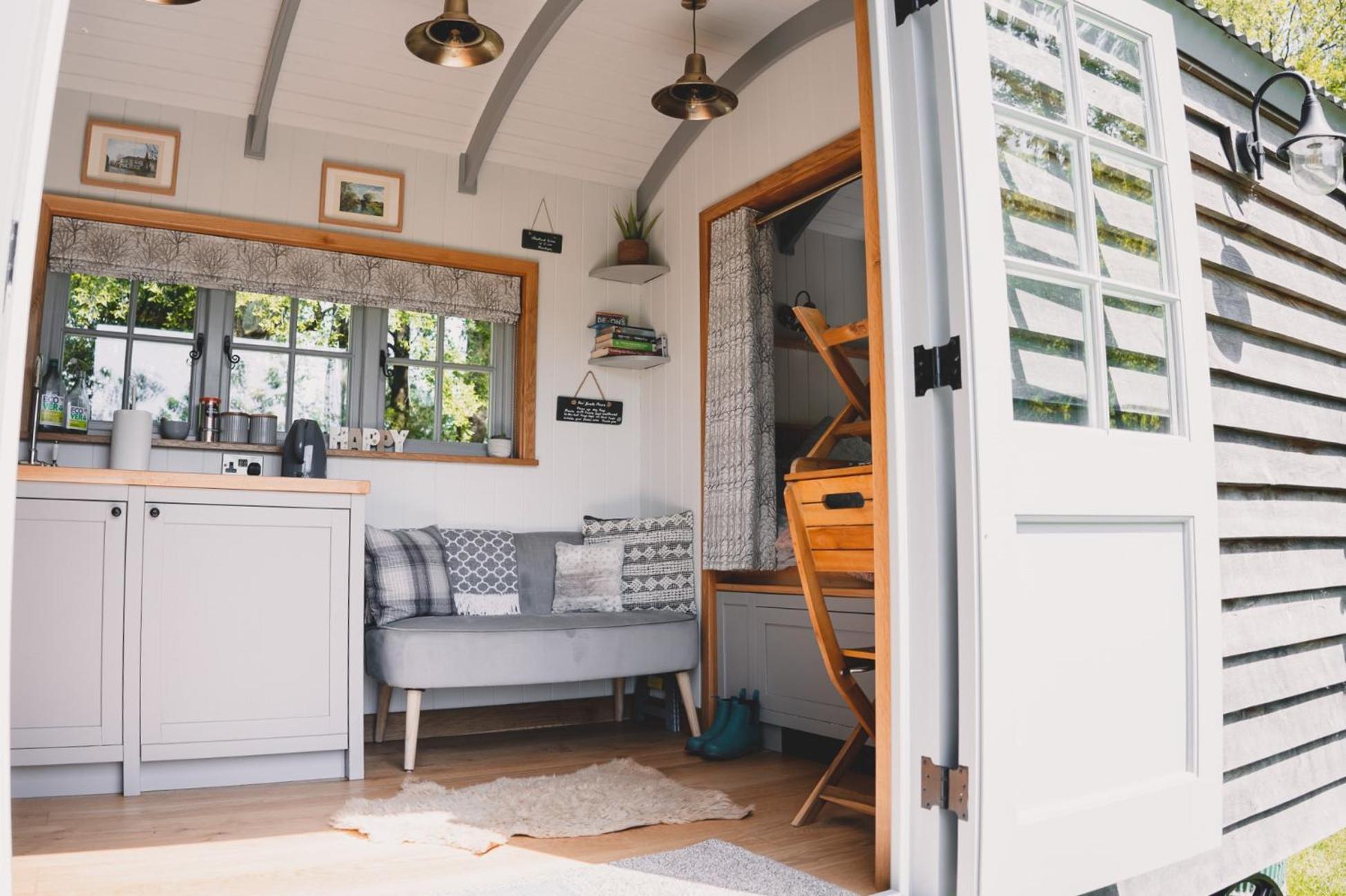 Somerset Shepherds Huts Winsham Экстерьер фото