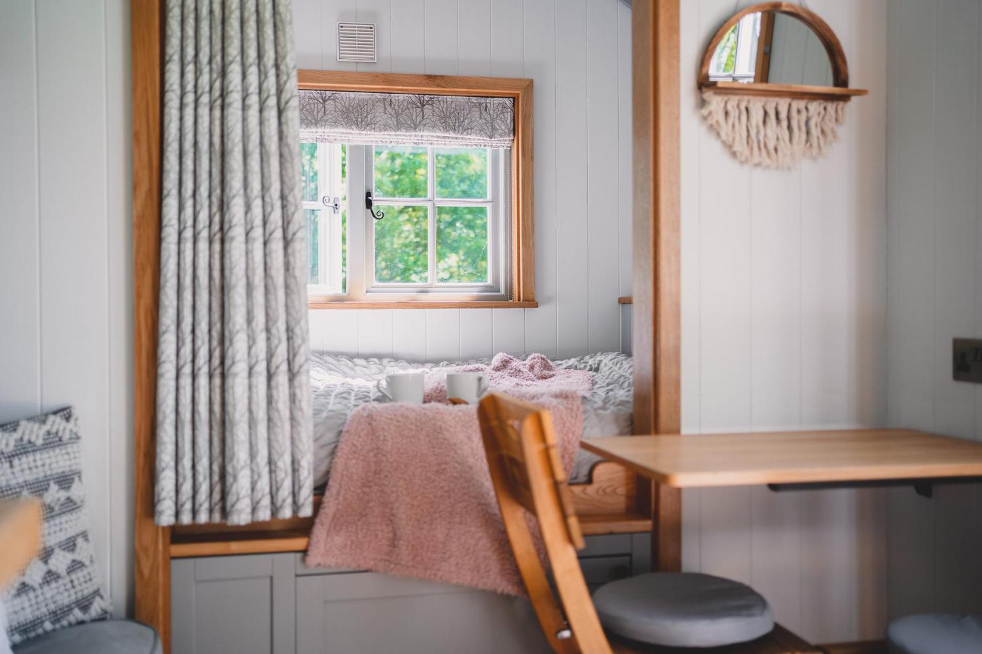 Somerset Shepherds Huts Winsham Экстерьер фото