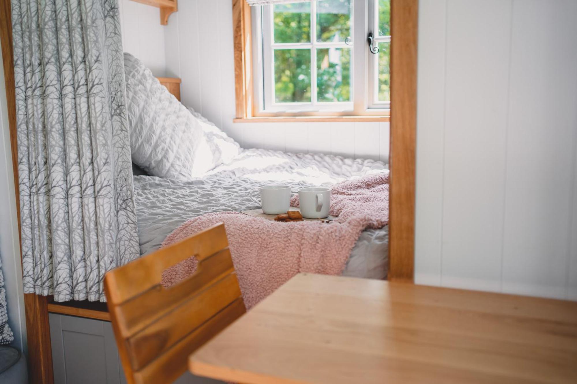 Somerset Shepherds Huts Winsham Экстерьер фото